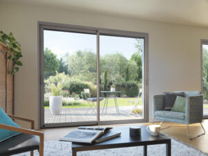 Baies vitrées coulissantes sur mesure à Nantes et Bouaye